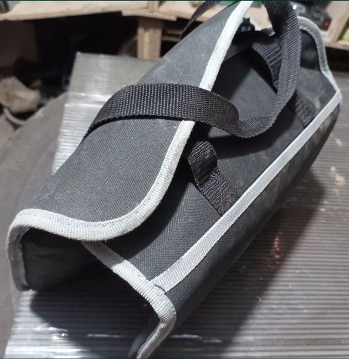 Geantă scule pliabilă, livrez colet avantajos oriunde în țară !