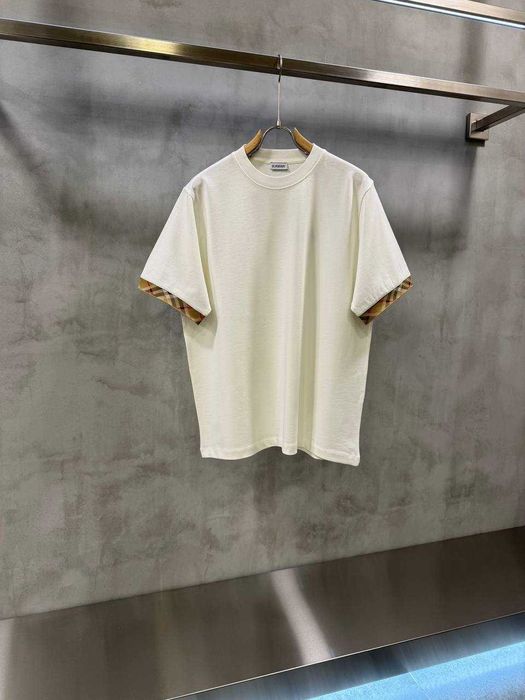 Tricou Burberry - Cod QR - Calitate Premium