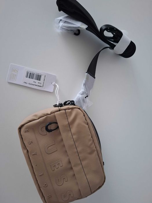 Borsetă nouă originala Guess