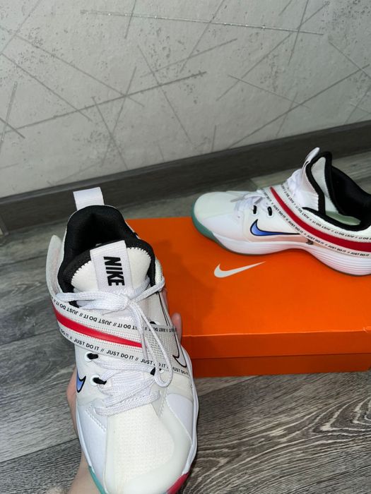 Кроссовки Nike React Hyperset