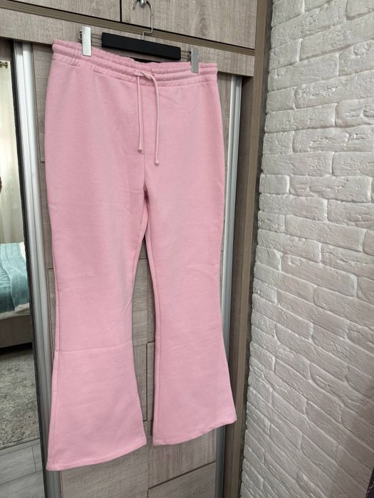 Розовые брюки-палаццо от Sinsay