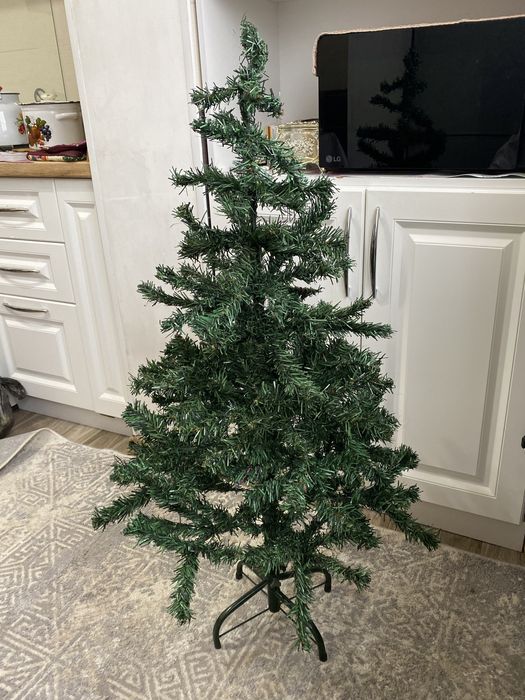 Елка искусственная