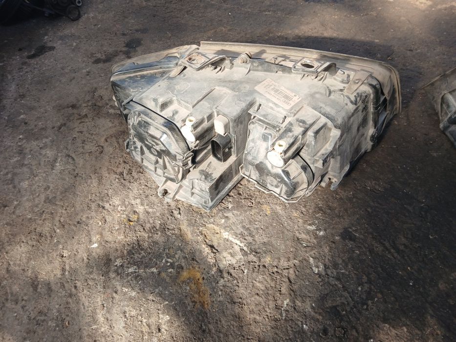 Фарове ауди а4 б6