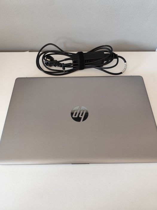Laptop HP 470 G9