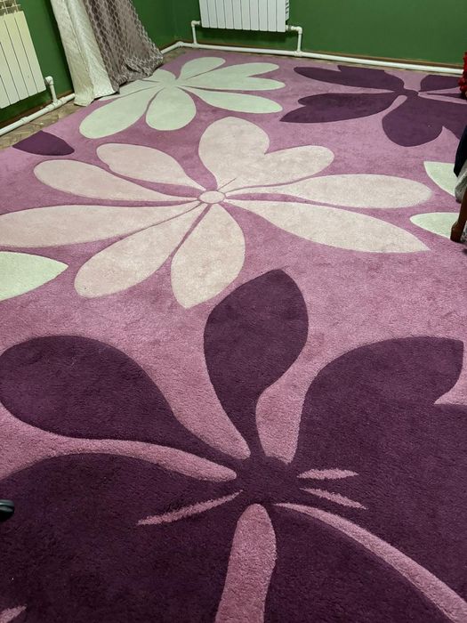 Продам ковры б/у.