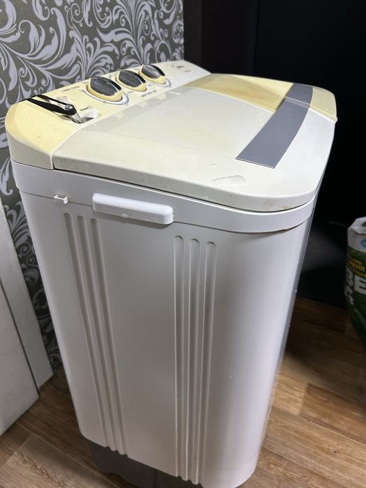 машину-полуавтомат Midea MTC-60
