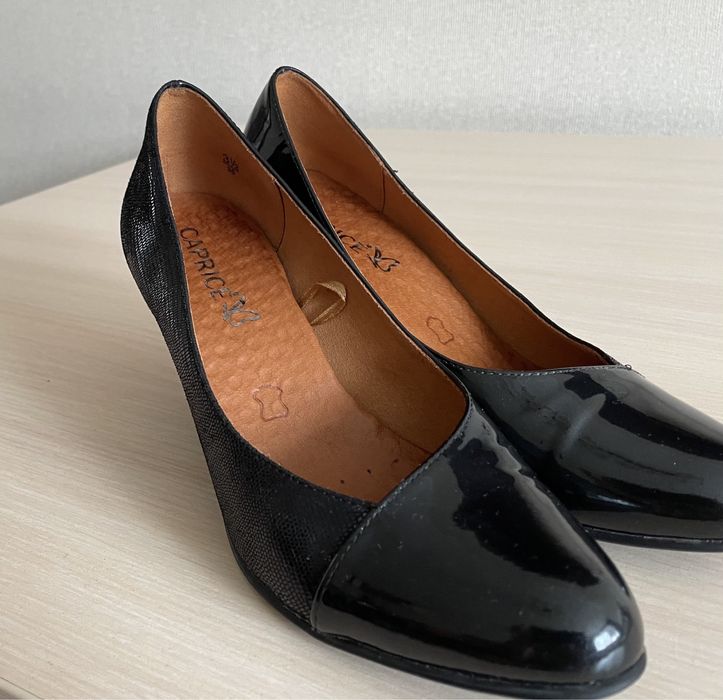 Туфли женские из натуральной кожи