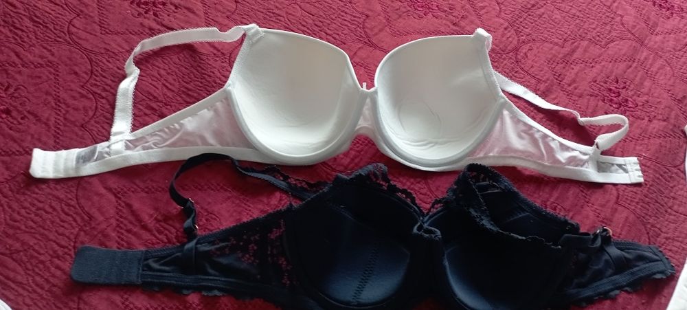 Чорапогащници, чорапи, потниче и боди