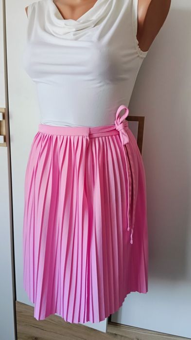Fustă roz baby plisată OVS – talie elastică, midi M/L