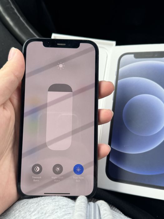 iPhone 12 128GB в отличном состоянии