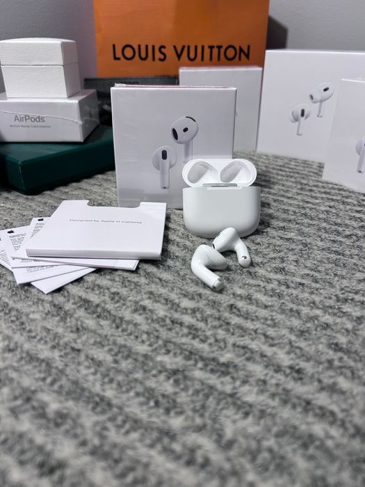 Casti Airpods 4 USB C super calitate cu promotie