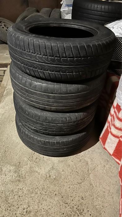 Продается покрышки в комплекте