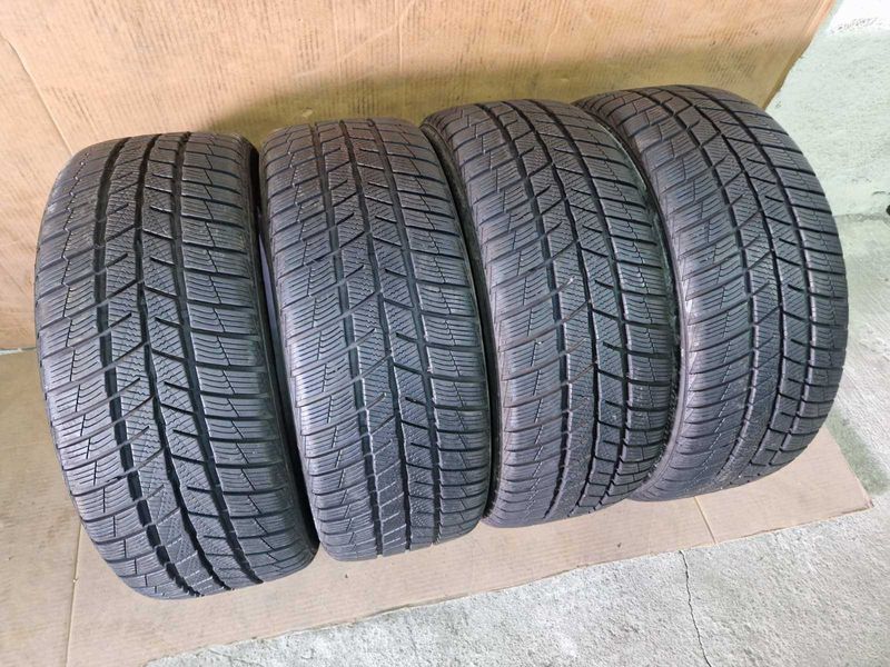 4 Barum R18 225/45
зимни гуми DOT3120