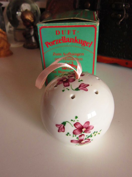 Craciun cadou rar  glob pentru parfum Germania 1980 (nou)