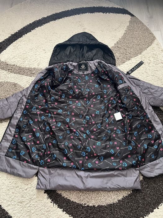 Продам женскую куртку 44 размера