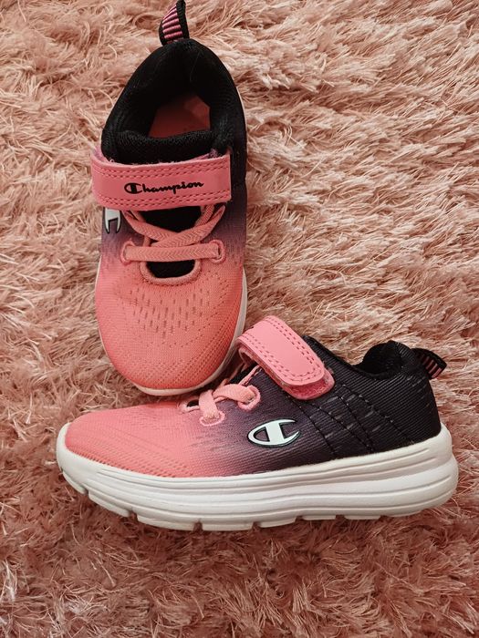 Детски маратонки за момиче