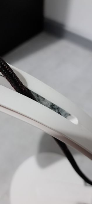 Lampă albă cu lumină led