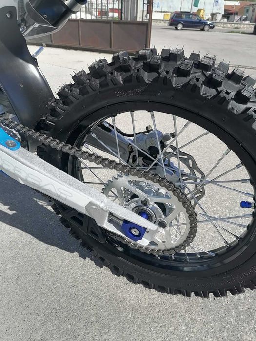 Бензинов кросов мотор 250CC 4 stroke ENDURO CROSS