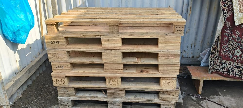 Продам паддоны 7 штук