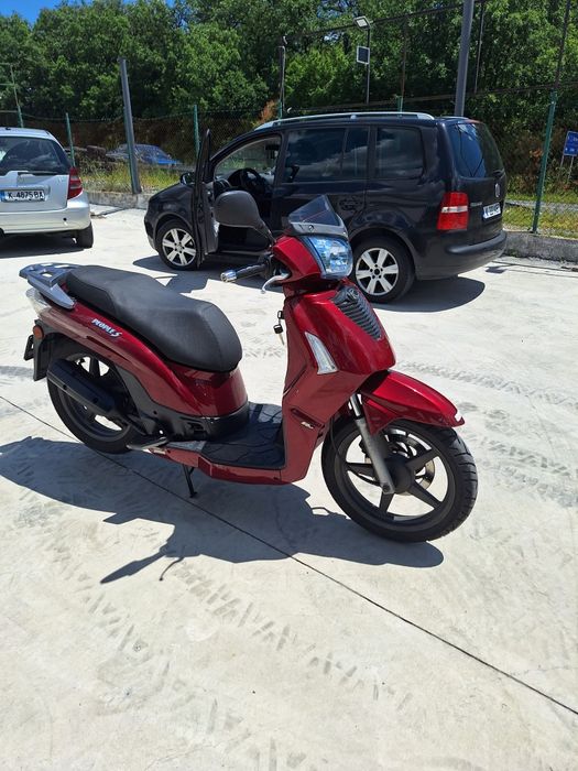 Продава се скутер 50 кубика