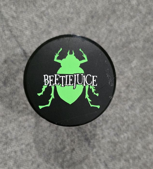 Боя за коса, зелена, Beetlejuice