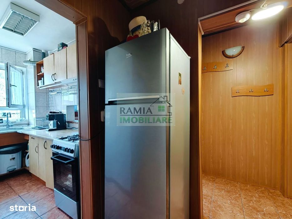Apartament 3 camere, Cartierul Florilor, Boxă și parcare