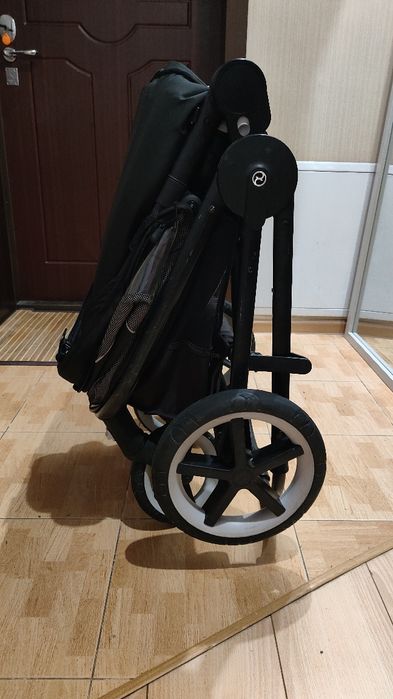 Коляска Cybex 2 в 1. Прогулочная + люлька