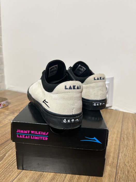 Велурени кецове Lakai