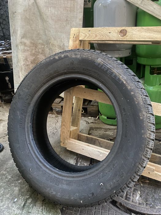 Anvelope iarnă Pirelli 195/65 R15 91T M+S