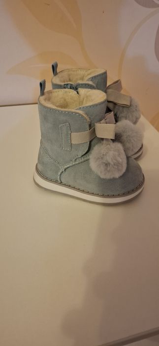 Сапожки для малышей зимние