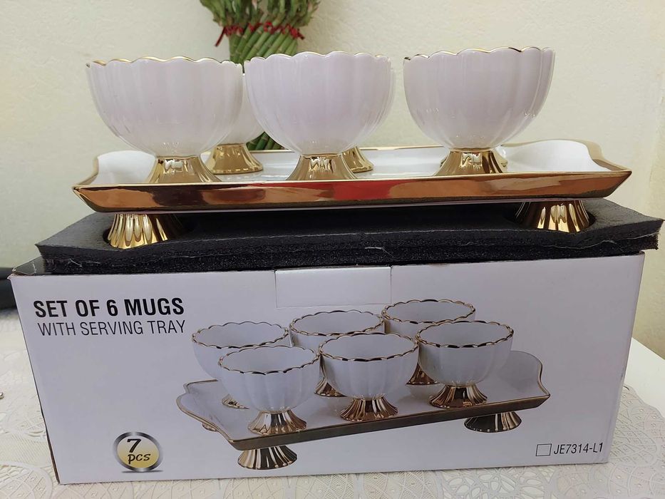 Набор чашек/вазочек/розетниц