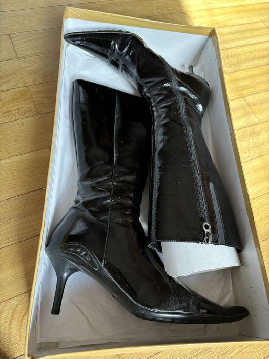 Сапоги Nursace лаковые 37 разм