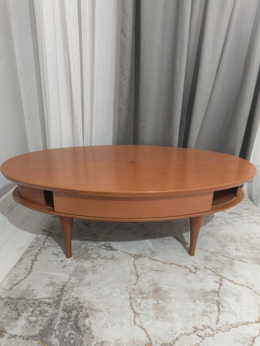 Журнальный столик