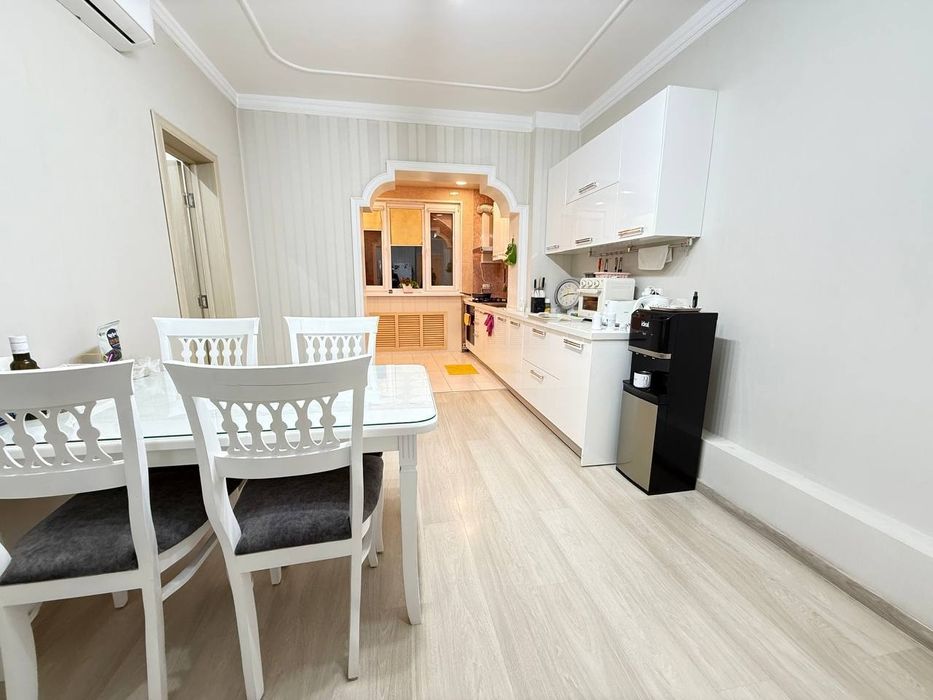 Квартира 4 комнаты, 190,15м² Мирабадский район, напротив Шохмедцентр