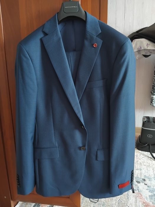 Костюм новый класика