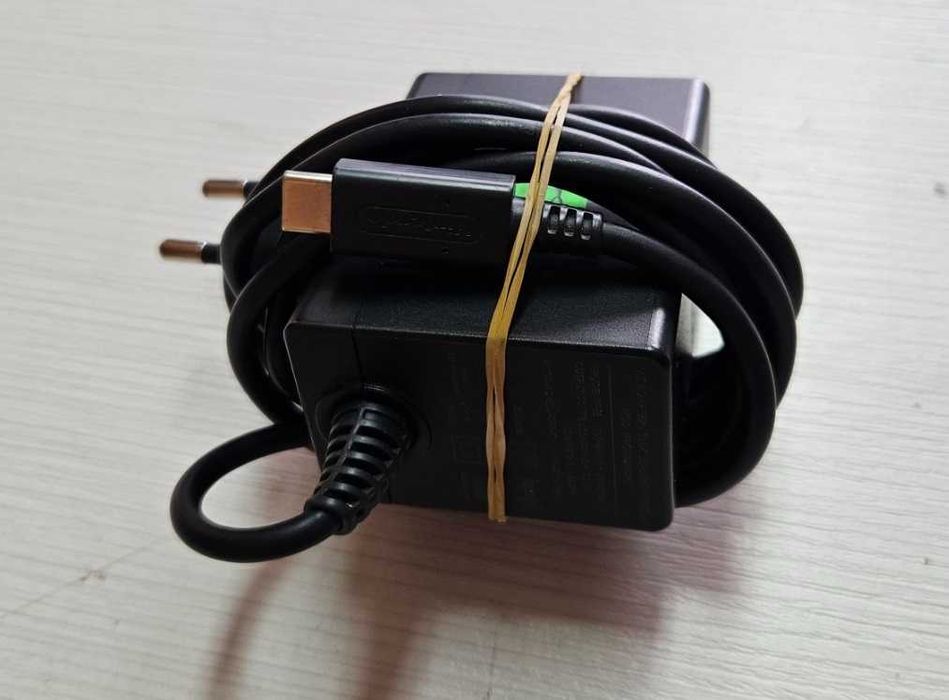 Nintendo Switch Lite с две игри