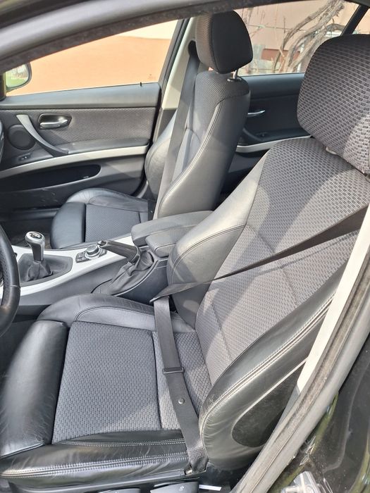 BMW320 iF 10 an de fabricație 2009