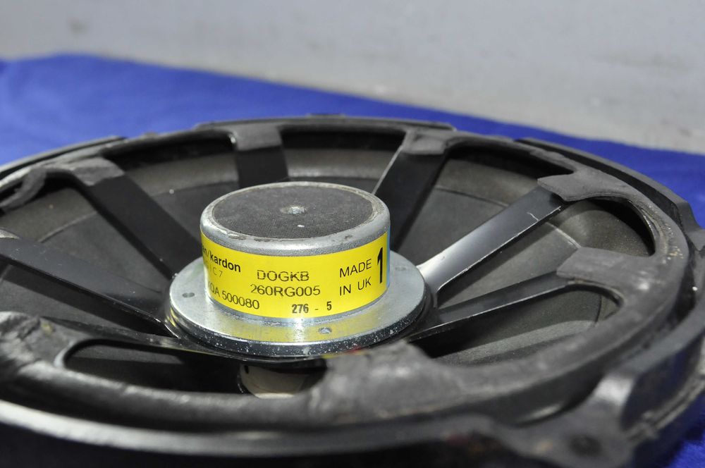 Сабвуфер Land Rover Range Rover Sport