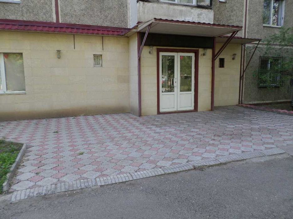 Продуктовый магазин с пекарней