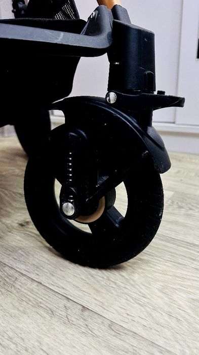 Коляска детский и подарк хадонок