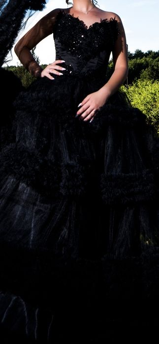 Бална рокля черна