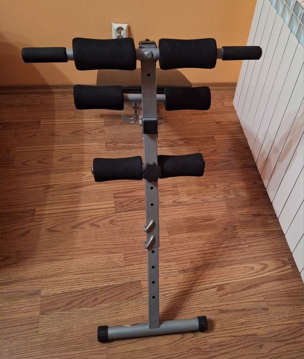 Banca fitness pentru abdomen