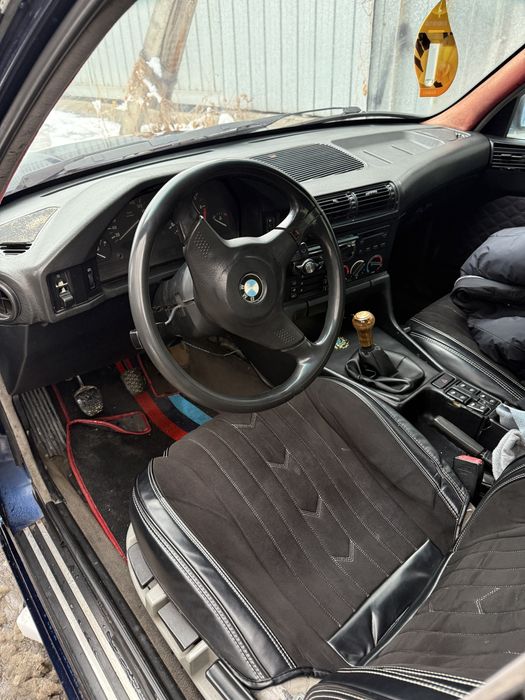 Продам машину Bmw 525 E34