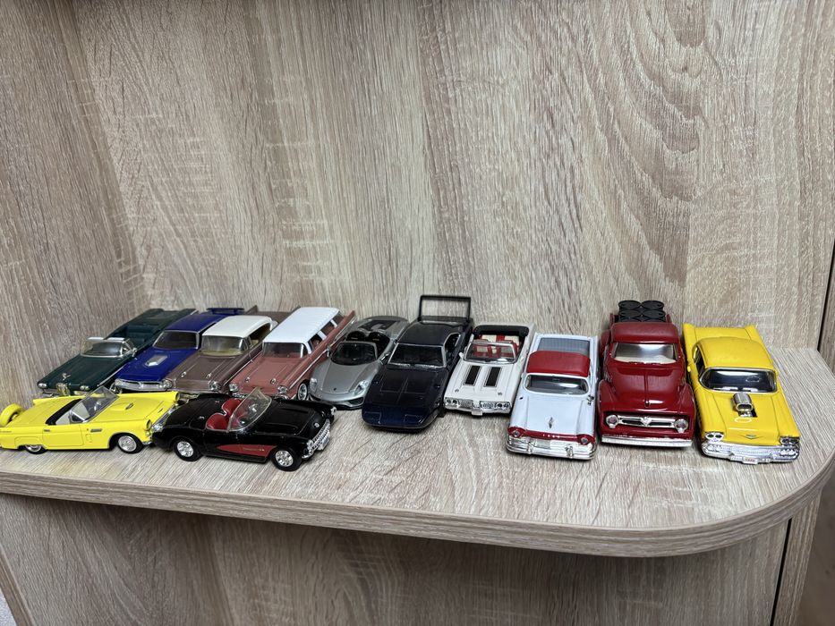 модели машин, die-cast, 1:43, модельки