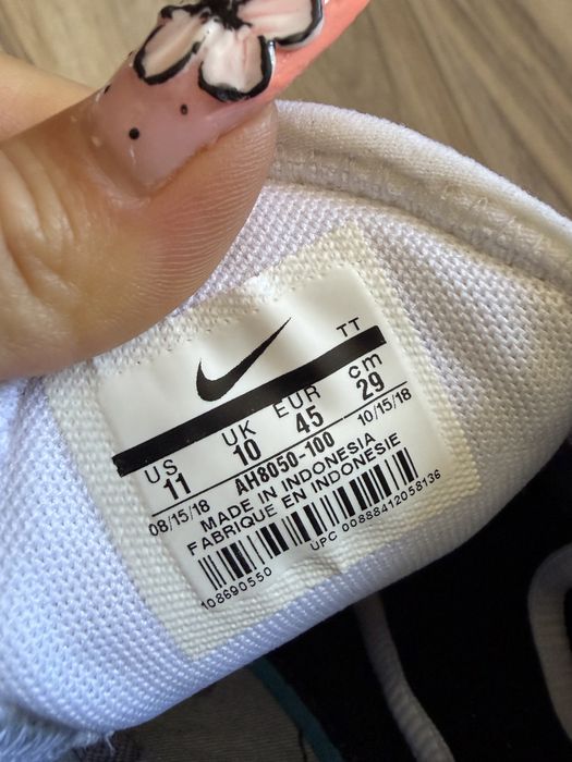 Оригинални бели маратонки NIKE AIR MAX 270! 45 н