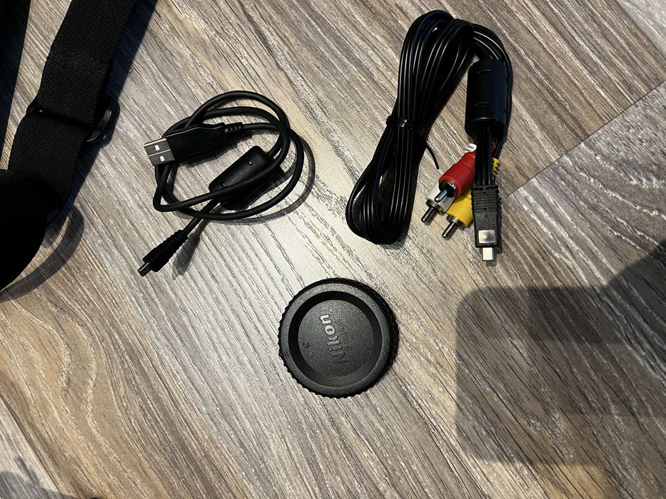 Nikon D5200 – sub 20.000 cadre + kit complet + geantă cadou