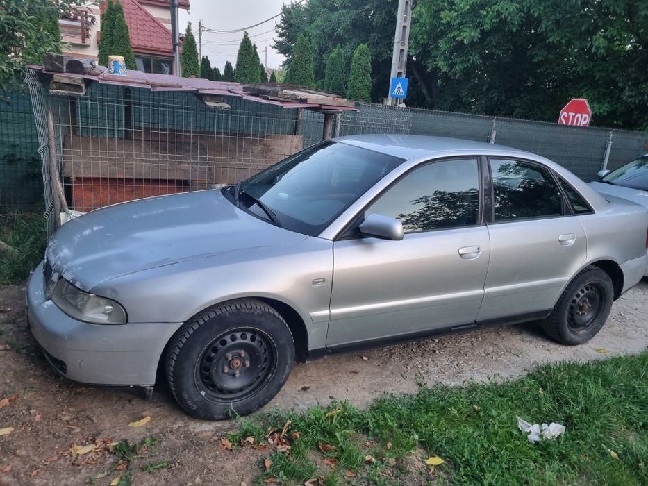 Audi A4 B5 2001 1.6 benzina