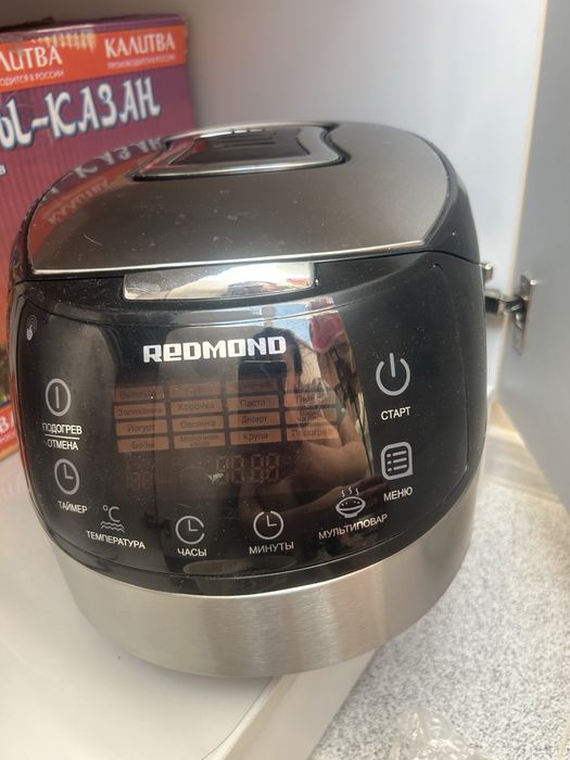 Мультиварка Редмонд