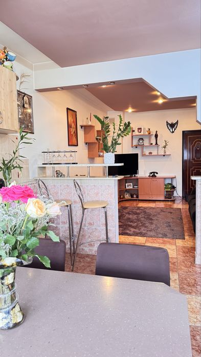 Vând apartament 70mp, 3 camere + living cu bucătărie open space, Micro Aiud