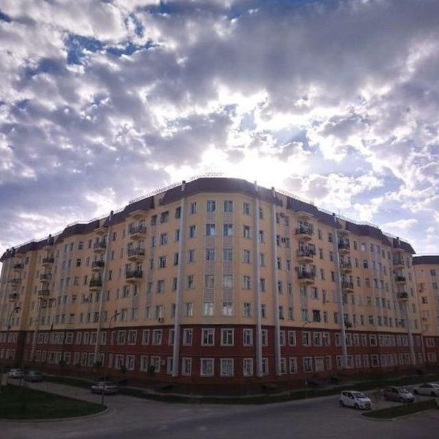 Sergeli 6A kvartira sotiladi